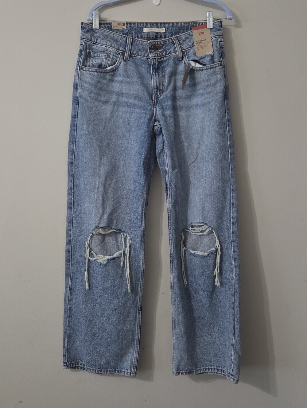 Levi's Women's Light Blue Ripped Low Rise Straight Jeans Size 29 New